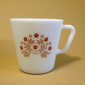 Vintage Pyrex 1410 Milk Glass Coffee Mug Ginger Summer Impressions D Handle USA